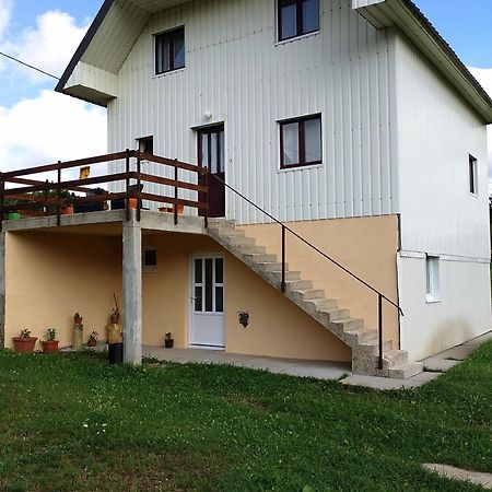 זבליאק Apartment Helena מראה חיצוני תמונה